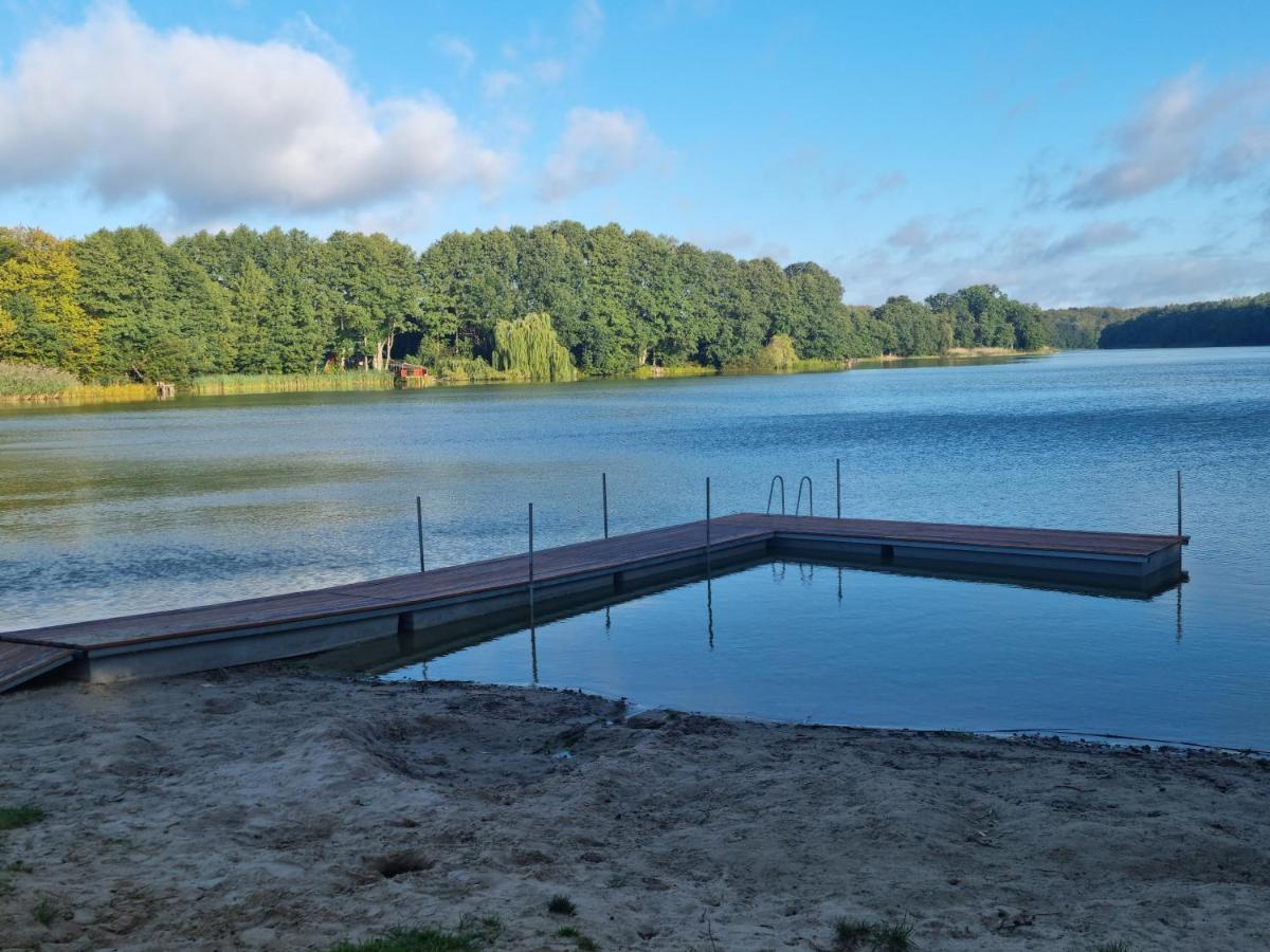 Domek Nad Jeziorem Bystrzyna Świdwin Esterno foto